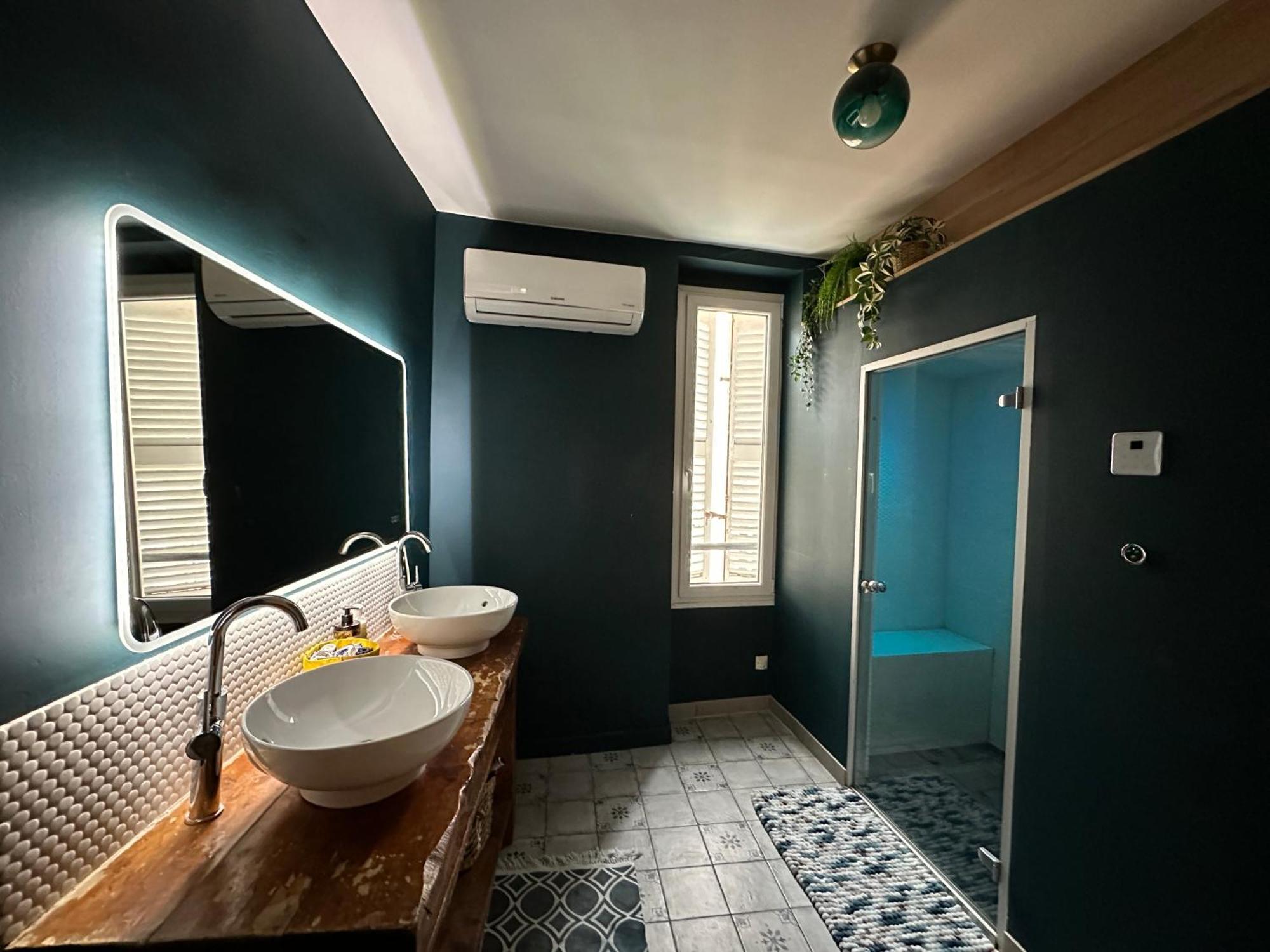 Loft Des Chartreux - 150m2 4 Hammam Piscine Centre-ville Marseille